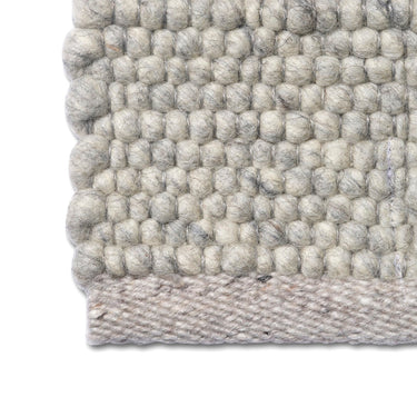 Harmaa 1,5 cm paksu merinovillamatto | Merino Concrete-Classic Collection-Sasu’s sisustus- ja huonekaluliike