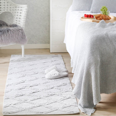 Helmenharmaa matto kierrätyspuuvillaa | 70 x 200 cm | Serene-Luin Living-Sasu’s sisustus- ja huonekaluliike