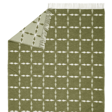 Kaksipuoleinen villapeitto vihreäsävyinen | 180 x 130 cm | Tile-Classic Collection-Sasu’s sisustus- ja huonekaluliike