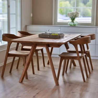 Kierrätystiikkinen ruokapöytä puujaloilla | Useita kokoja | Bari-Design by Sasu's-Sasu’s sisustus- ja huonekaluliike