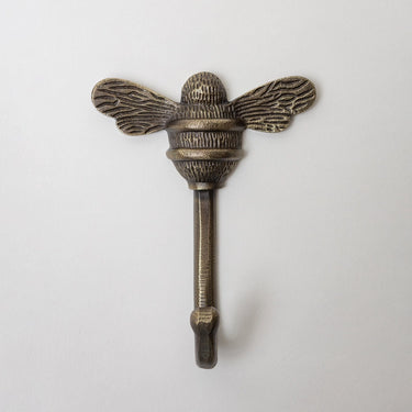 Mehiläinen-naulakkokoukku rautaa | Antiikkimessinki | 10,4 x 4,4 x 13,3 cm | Bee-Brass bee-Sasu’s sisustus- ja huonekaluliike