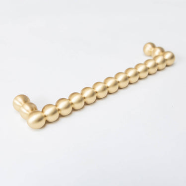 Messinkinen helmimuotoiltu lankavedin | Mattamessinki | 14,3 x 4 cm-Brass bee-Sasu’s sisustus- ja huonekaluliike