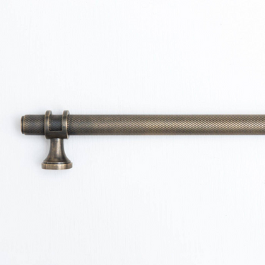 Klassinen lankavedin messinkiä kuvioitu pinta | Antiikkimessinki | Ø1,2 x 3,5 cm x 20 cm | Knurled-Brass bee-Sasu’s sisustus- ja huonekaluliike