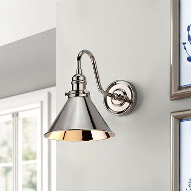 Seinävalaisin kiillotettu nikkeli | ⌀21 cm | Provence-Elstead Lighting-Sasu’s sisustus- ja huonekaluliike