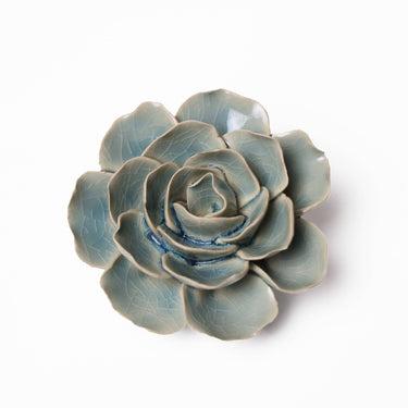 Vaaleansininen jaloleinikki-posliinikukka Chive, ⌀8,9 x 4,6 cm – tuotekuva