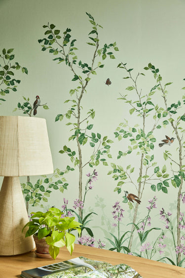 Bird & Bluebell Pea Green | non-woven paneelitapetti | National Trust Papers III