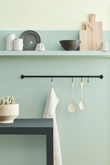 Seinämaalit Aquamarine Pale ja Aquamarine Mid