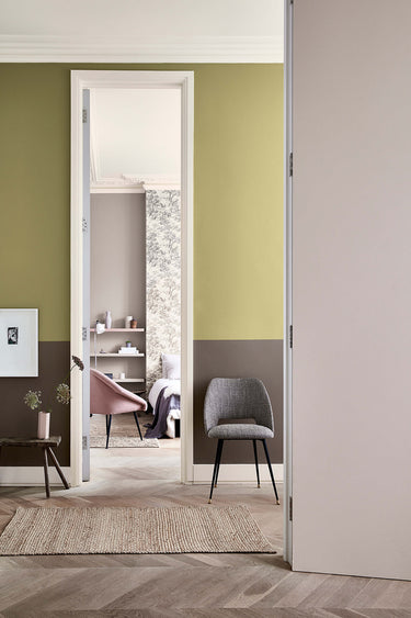 Ovimaali Perennial Grey, seinämaali Boxington ja Knightsbridge.