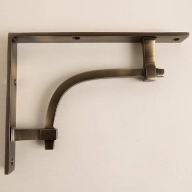 Antiikkimessinkinen hyllynkannatin | Vintage Industrial Style Medium-Brass bee-Sasu’s sisustus- ja huonekaluliike