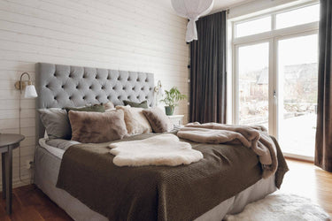 Beige keinoturkismatto tai -talja | 60 x 90 cm | Fluffy