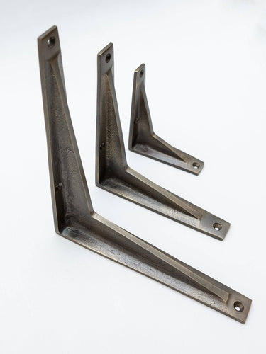 Brass shelf bracket | Antique brass | 14.5 x 12.7 cm | Classic
