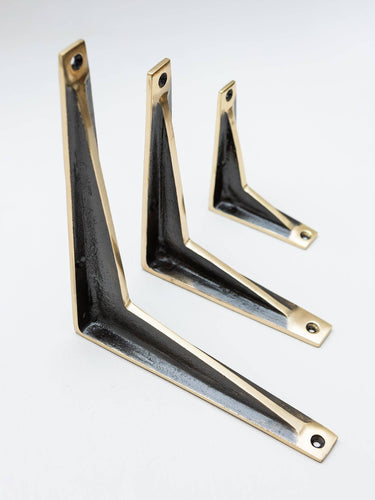 Shelf bracket in patinated brass | 9.8 x 7.8 cm | Classic