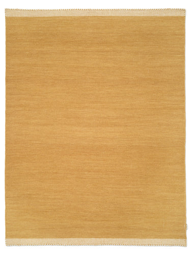 Keltainen 0,7 cm paksu villamatto | 250 x 350 cm | Pure Yellow-Classic Collection-Sasu’s sisustus- ja huonekaluliike