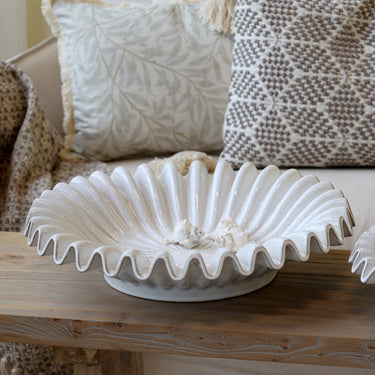 Tray w. reeded edge H10.5/D44 cm antique cream