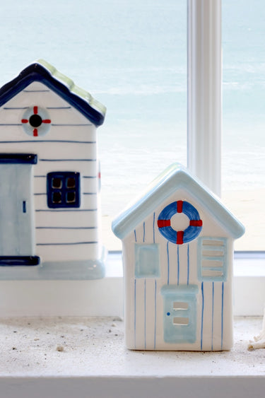 Beachhouse for deco H11.5/L9/W6.5 cm sky blue and white
