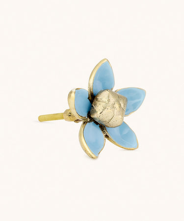 Flower-shaped knob pull | Brass-light blue | ⌀6.3 x 4 cm | Liv