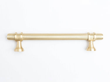Messinkinen uritettu tankovedin | Mattamessinki | Knurled 17 cm-Brass bee-Sasu’s sisustus- ja huonekaluliike