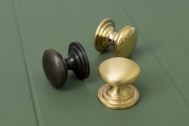 Messinkinen nuppivedin | Mattamessinki | Ø3,2 x 3 cm | Victorian