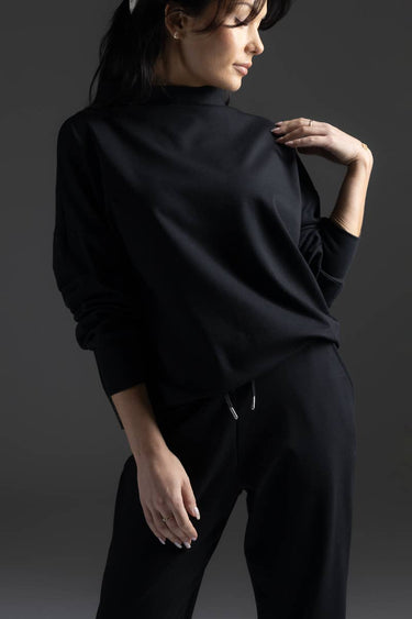 Black long-sleeved blouse | Lounge by Luin