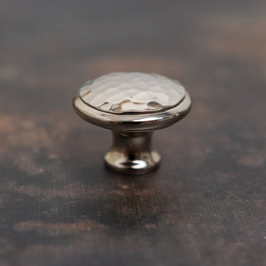 Hammered brass knob pull | Nickel | Ø4 x 3 cm | Hammered