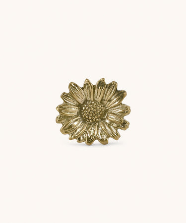 Päivänkakkara nuppvedin | Messinki | ⌀5 x 2,5 cm | Breezy Daisy