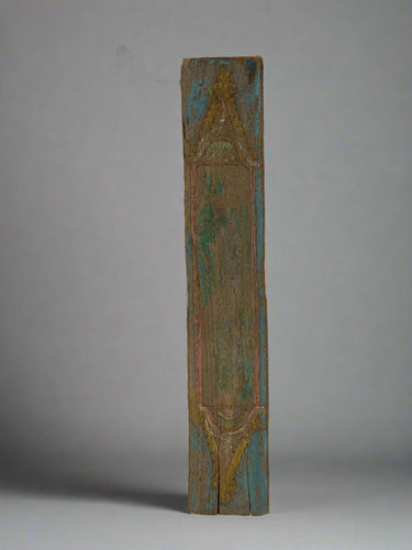 Wood ornament | 103 x 1 x 18 cm | Vintage
