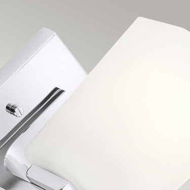 Wall lamp polished chrome | For bathroom | 11.4 x 16.5 x 17.3 cm | Roehm | (IP44)