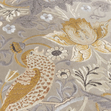 Decorative cushion cover light beige fringed edges | 50 x 50 cm | William Morris Strawberry Thief collection
