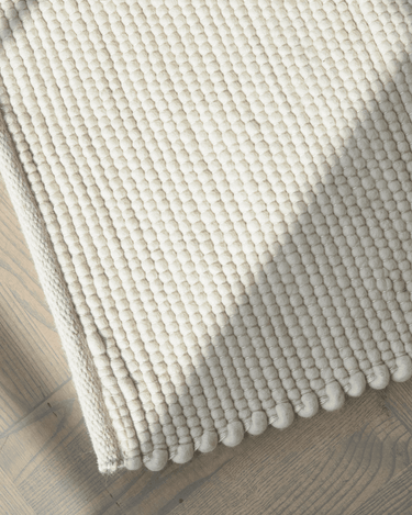 Valkoinen 1,5 cm paksu merinovillamatto | Merino White