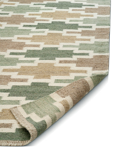 Vihreä-beige salmiakkikuvioitu 0,7 cm paksu villamatto | Korsnäs Green-Beige