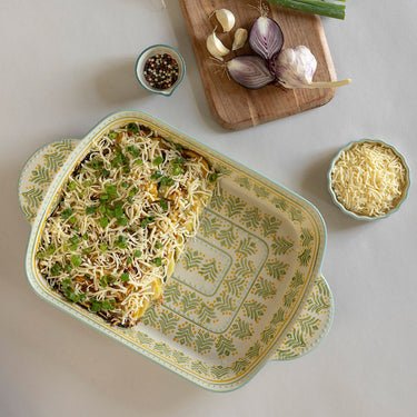 Green-tinted baking dish | 45.5 x 28 x 6 cm | RETRO