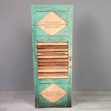 Vihreät ikkunaluukut | 77 x 3 x 120 cm | Vintage